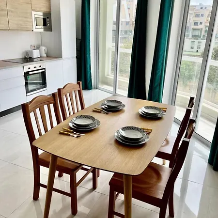 Emmnic 6 Apartament *